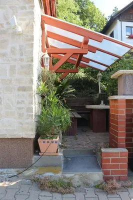 Das Gebäude in dem sich die Ferienwohnung befindet