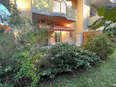 Ein Garten an der Unterkunft Ferienwohnung Elbtal Meißen, Dresden, Moritzburg