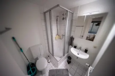 Ein Badezimmer in der Unterkunft GottwaldHaus-Freiberg-Apartment / A
