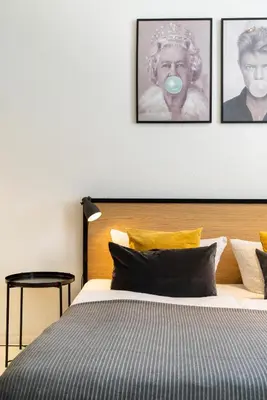 Ein Bett oder Betten in einem Zimmer der Unterkunft Design Studio Altstadt nahe Malerweg