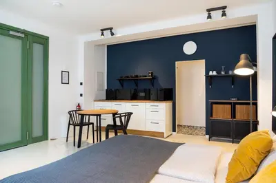 Ein Sitzbereich in der Unterkunft Design Studio Altstadt nahe Malerweg