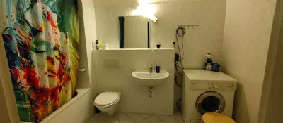 Ein Badezimmer in der Unterkunft zu den blauen Schwertern