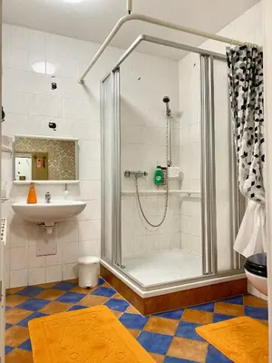 Ein Badezimmer in der Unterkunft Haus ZUR PINGE