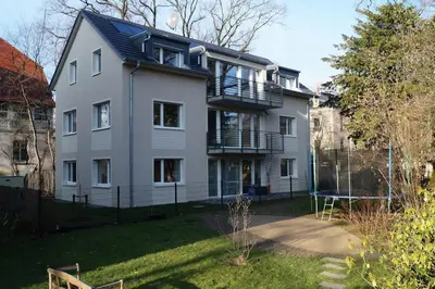 Das Gebäude in dem sich die Ferienwohnung befindet