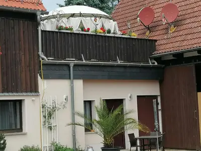 Das Gebäude in dem sich die Pension befindet