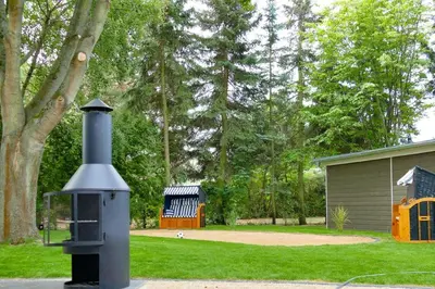 Ein Garten an der Unterkunft Ferienhaus Frieda Kiebitzsee