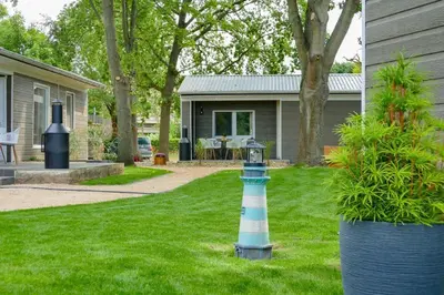 Ein Garten an der Unterkunft Ferienhaus Frieda Kiebitzsee