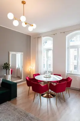 Ein Sitzbereich in der Unterkunft The Grande Kaßberg Apartment - Balkon, Netflix, Nespresso, Zentral