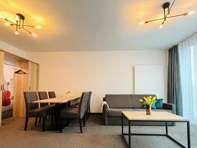 Ein Sitzbereich in der Unterkunft Einzigartiges Panoramaapartment an der Frauenkirche