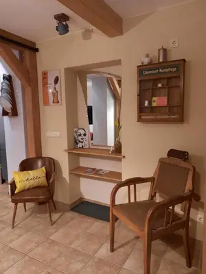 Ein Sitzbereich in der Unterkunft Urlaub im Friseursalon