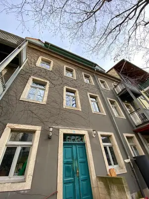 Das Gebäude in dem sich die Ferienwohnung befindet
