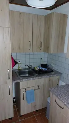 Küche/Küchenzeile in der Unterkunft Bungalow blühende Oase
