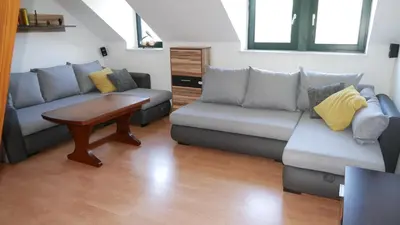 Ein Sitzbereich in der Unterkunft CasaColombia traumhafte Neustadt-Wohnung am Park