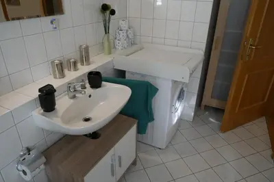 Ein Badezimmer in der Unterkunft CasaColombia traumhafte Neustadt-Wohnung am Park