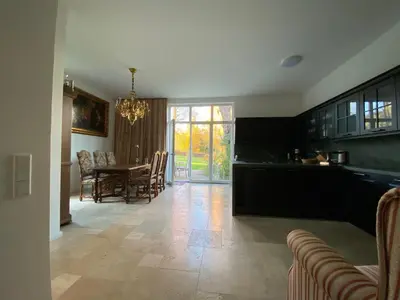 Ein Sitzbereich in der Unterkunft Haus Charlotte - Kurort Gohrisch - Terrasse - Gartensauna - Parkplatz