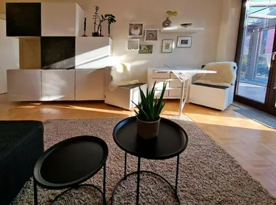 Ein Sitzbereich in der Unterkunft Ferienwohnung Arlett