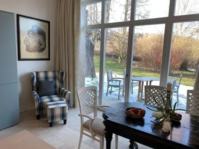 Ein Sitzbereich in der Unterkunft Haus Mathilda - Kurort Gohrisch - Kamin - Terrasse - Gartensauna - Parkplatz