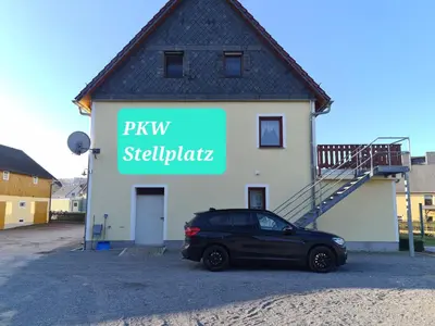 Das Gebäude in dem sich die Ferienwohnung befindet