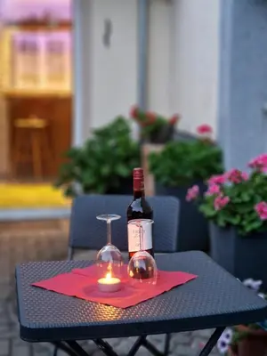 Getränke in der Unterkunft Ferienwohnung Haus Sonnenblick