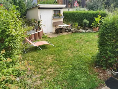 Ein Garten an der Unterkunft Ferienwohnung Haus Sonnenblick