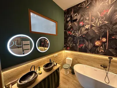 Ein Badezimmer in der Unterkunft Ferienwohnung Hortensie Rittergut Schloss Zehista Gutshaus