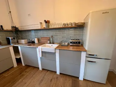 Küche/Küchenzeile in der Unterkunft Ferienwohnung Hortensie Rittergut Schloss Zehista Gutshaus