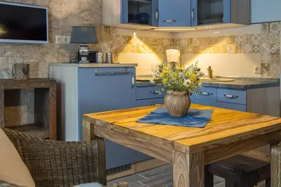 Küche/Küchenzeile in der Unterkunft Appartement`s - HAUS KAROLA