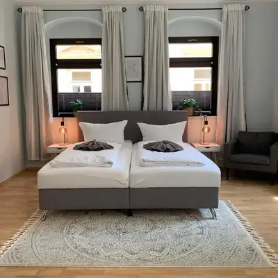 Stilvolle Altbauwohnung - Parkplatz