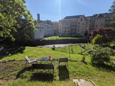 Ein Garten an der Unterkunft HW2 - Urlaubsmagie - Sauna & Pool für alle