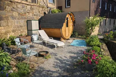Ein Garten an der Unterkunft HW2 - Urlaubsmagie - Sauna & Pool für alle