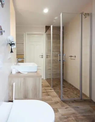 Ein Badezimmer in der Unterkunft Pension 