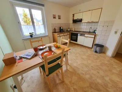 Küche/Küchenzeile in der Unterkunft Ferienwohnung Reichenbrand mit Stellplatz