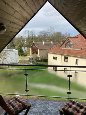 Ein Balkon oder eine Terrasse in der Unterkunft Ferienwohnung Teichblick -Balkon-